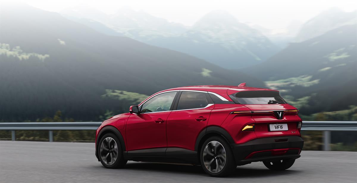 Cùng VF 6 ghi dấu từng khoảnh khắc, khởi đầu mọi hành trình. tại đại lý Toyota Vinh